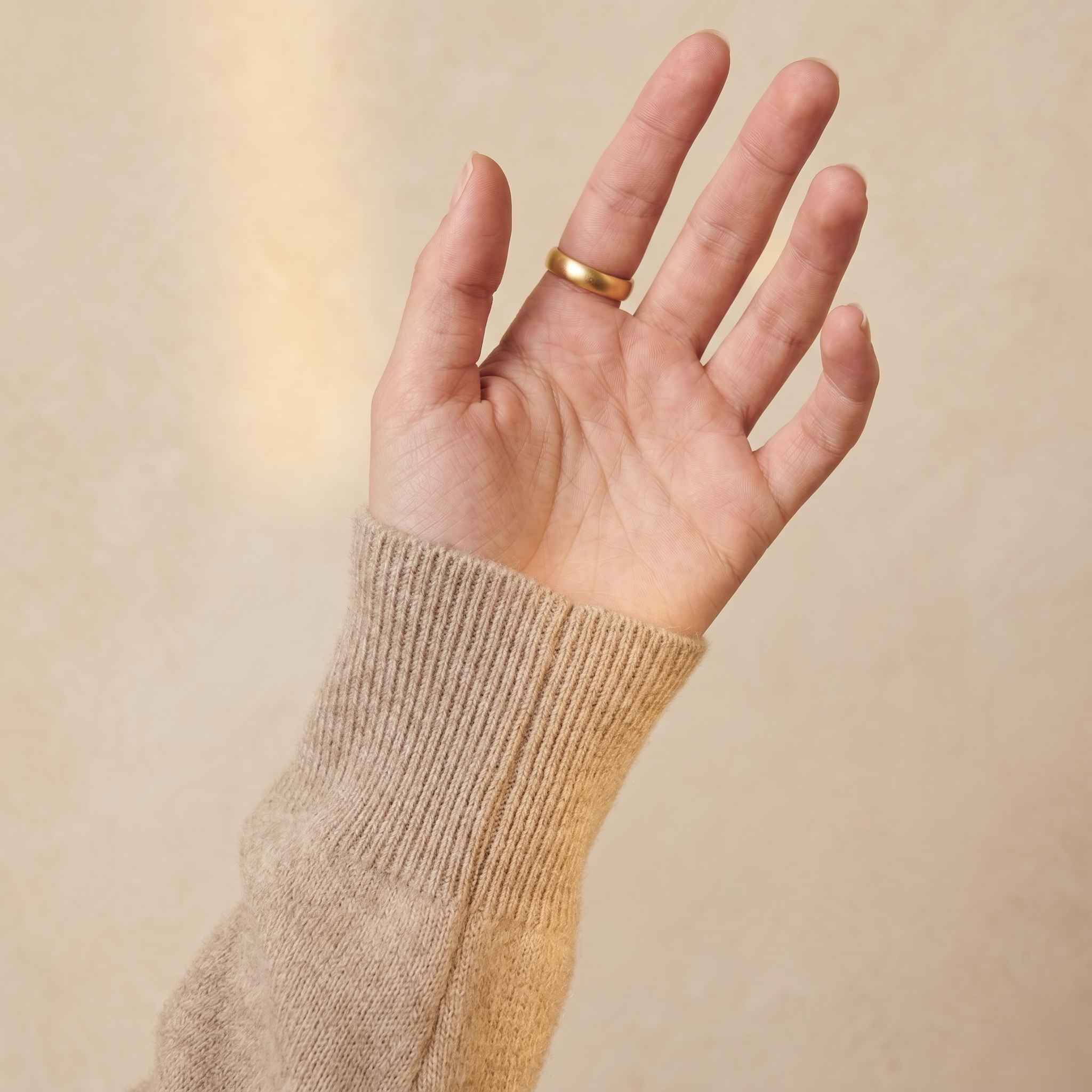 Women's Undyed Cashmere Hoodie - Natural Chyangra - Image 23