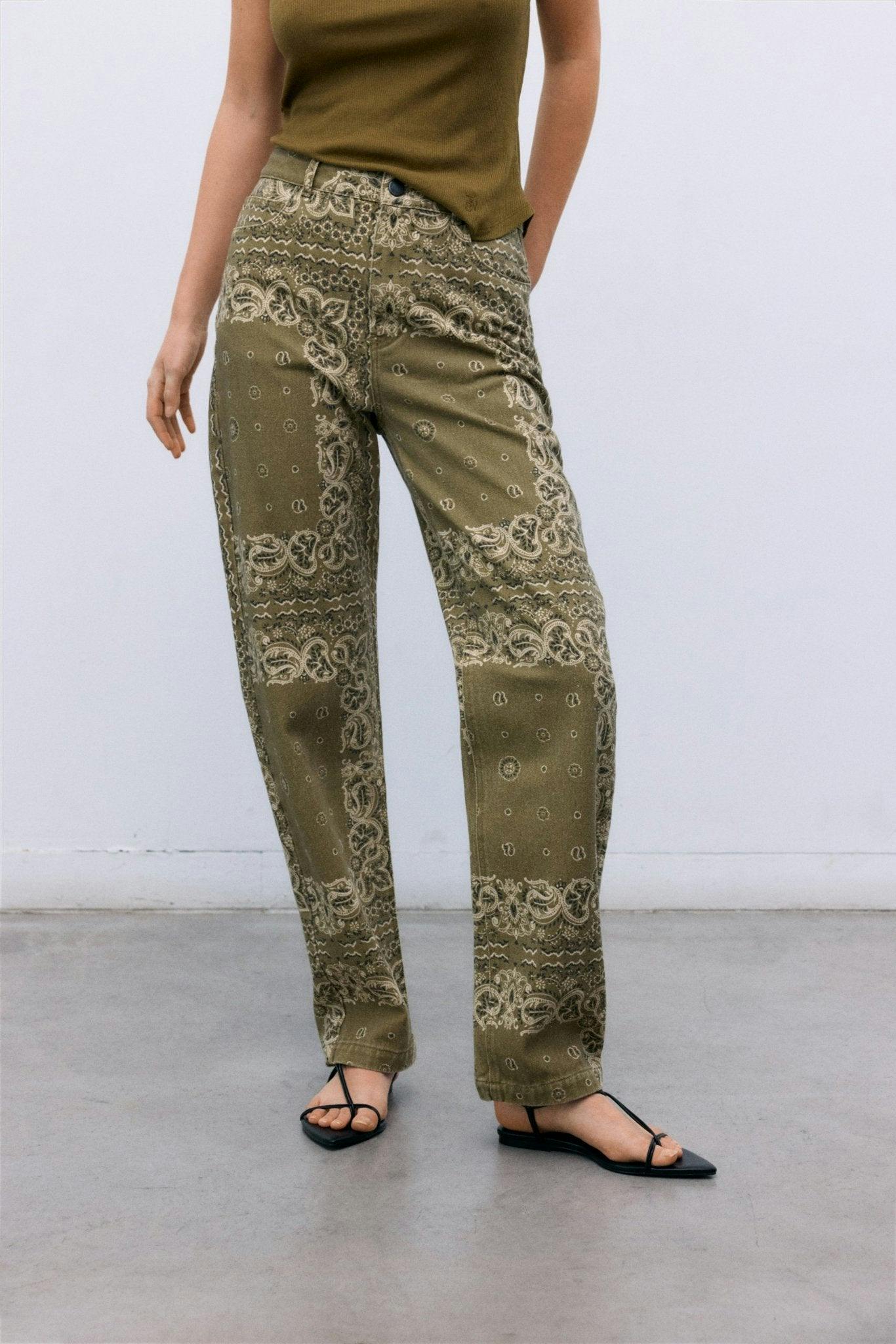 Waterlily Woman Pant Bandana Woman Print - Image 5