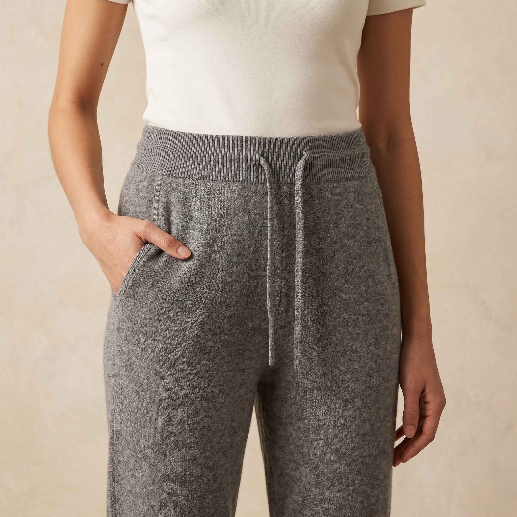 Women's Undyed Cashmere Joggers - Zenith Natural - Image 6