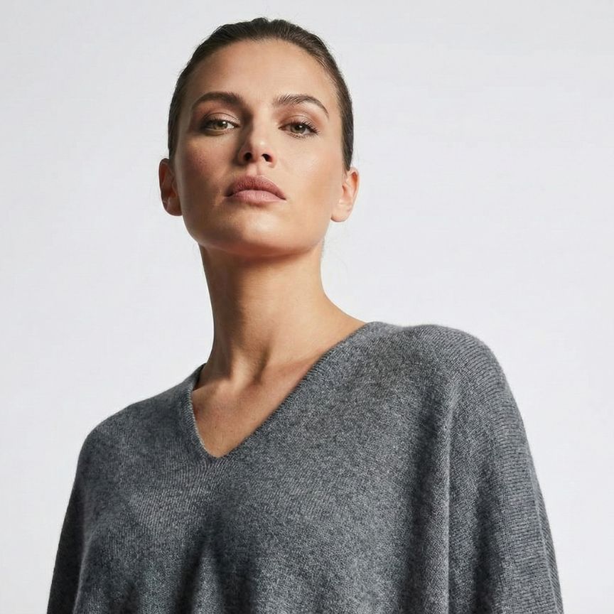Undyed Cashmere Poncho - V-Neck, Women's