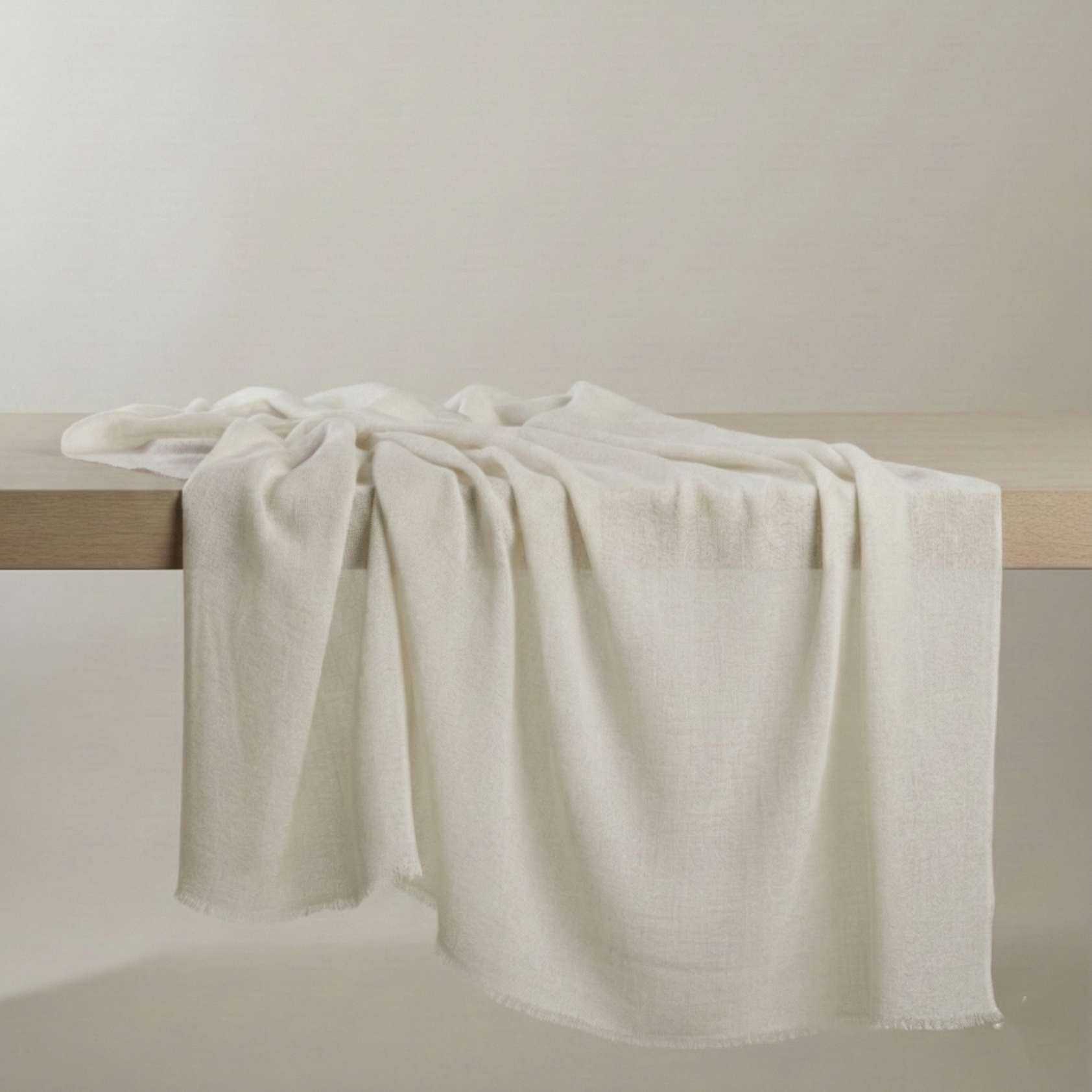 Cashmere Pashmina Shawl - Mustang Everest White - Image 6