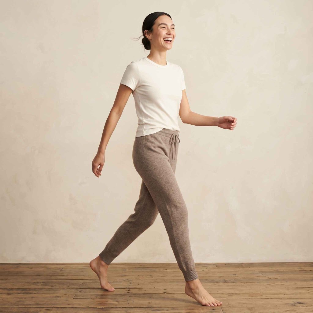 Women's Undyed Cashmere Joggers - Zenith Natural