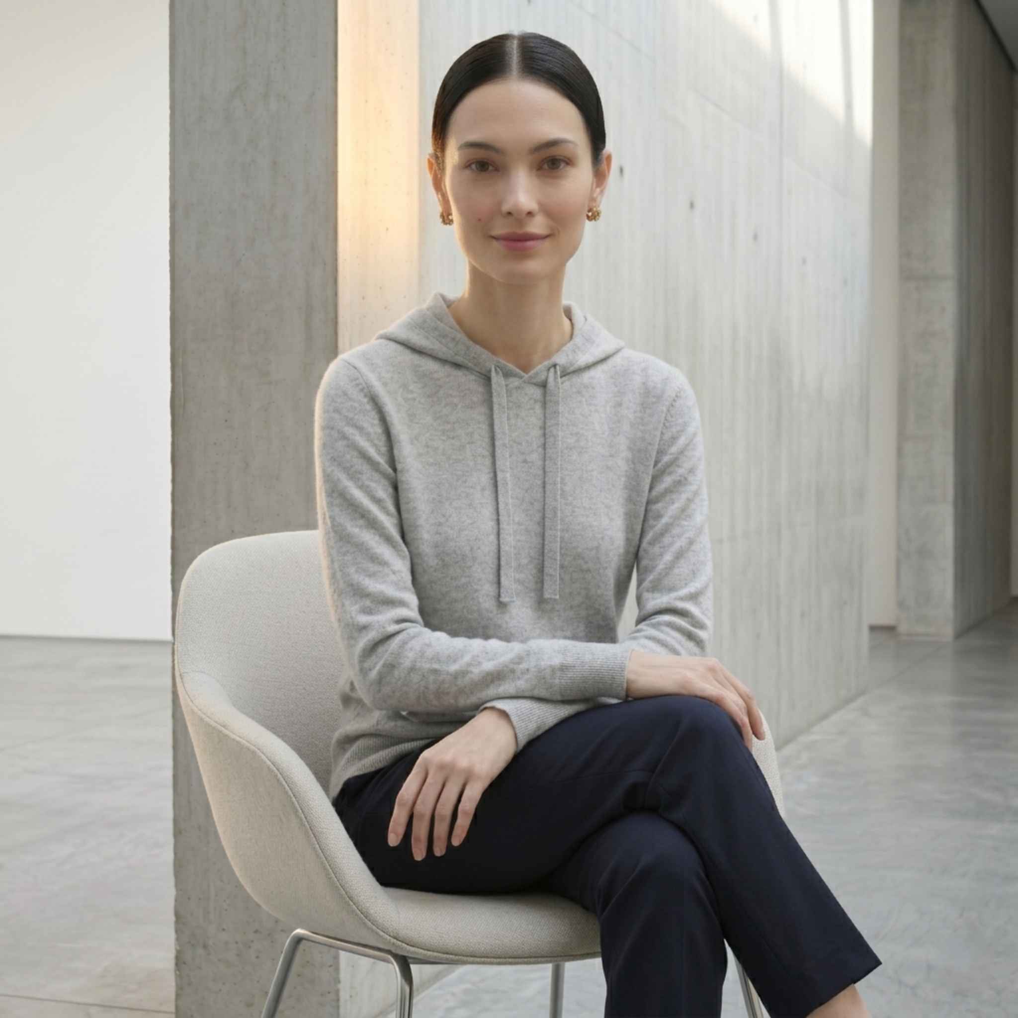 Women's Undyed Cashmere Hoodie - Natural Chyangra - Image 17