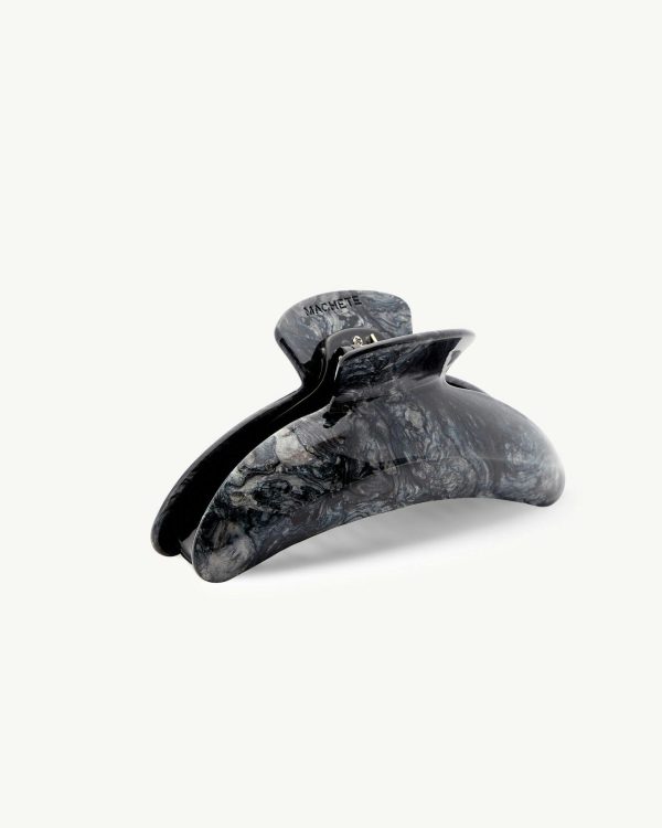 Jumbo Heirloom Claw in Obsidian - Image 4