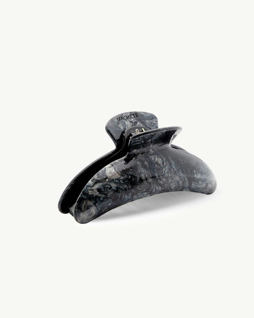 Jumbo Heirloom Claw in Obsidian
