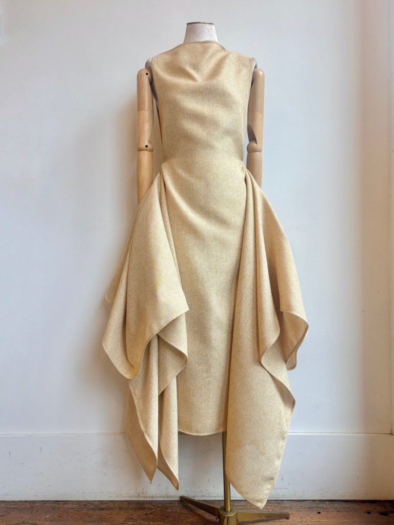 Zero-Waste Dress in Wheat Gauze Cotton