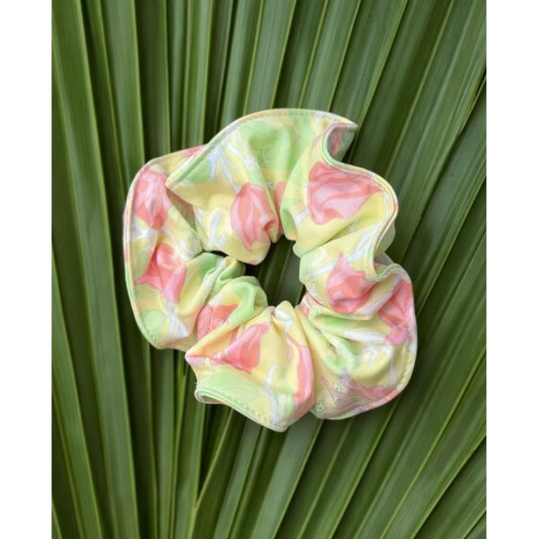 Scrunchie in Yellow with Pink Bougainvillea - Image 2