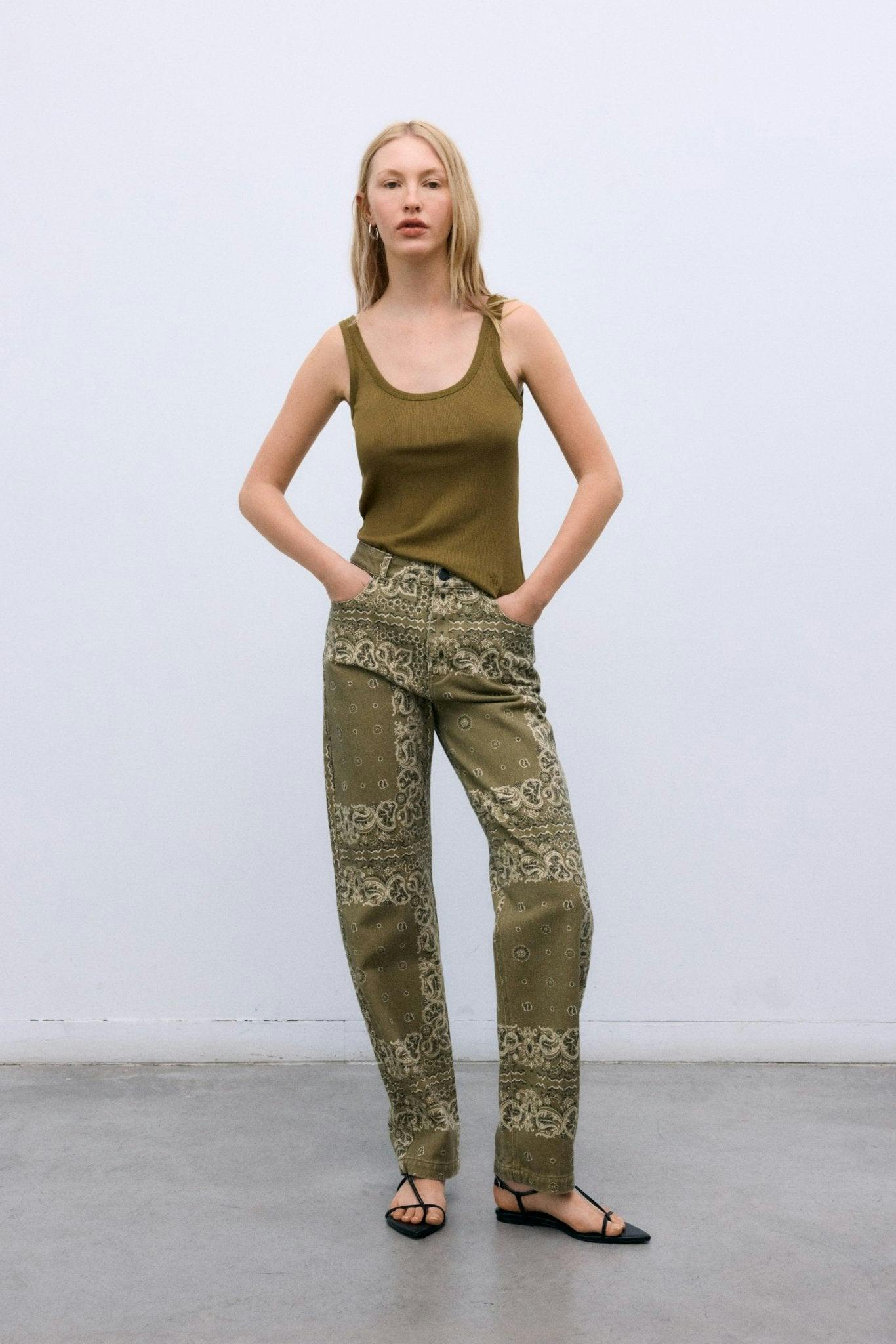 Waterlily Woman Pant Bandana Woman Print - Image 6