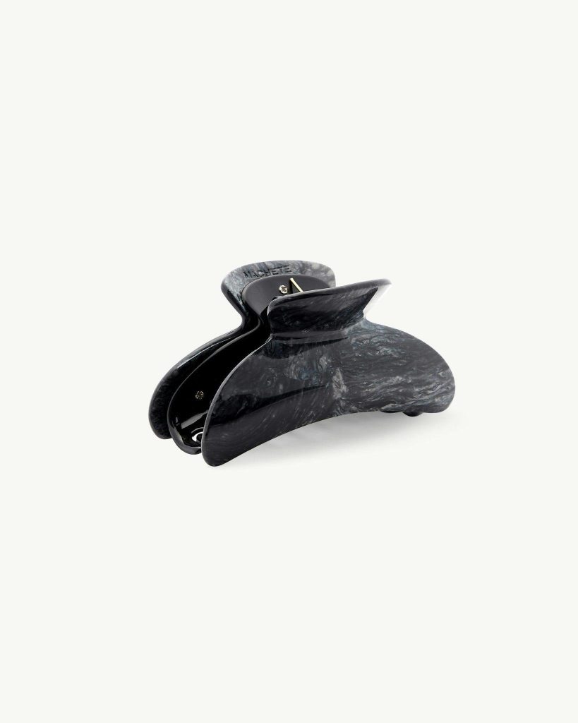 Grande Heirloom Claw in Obsidian