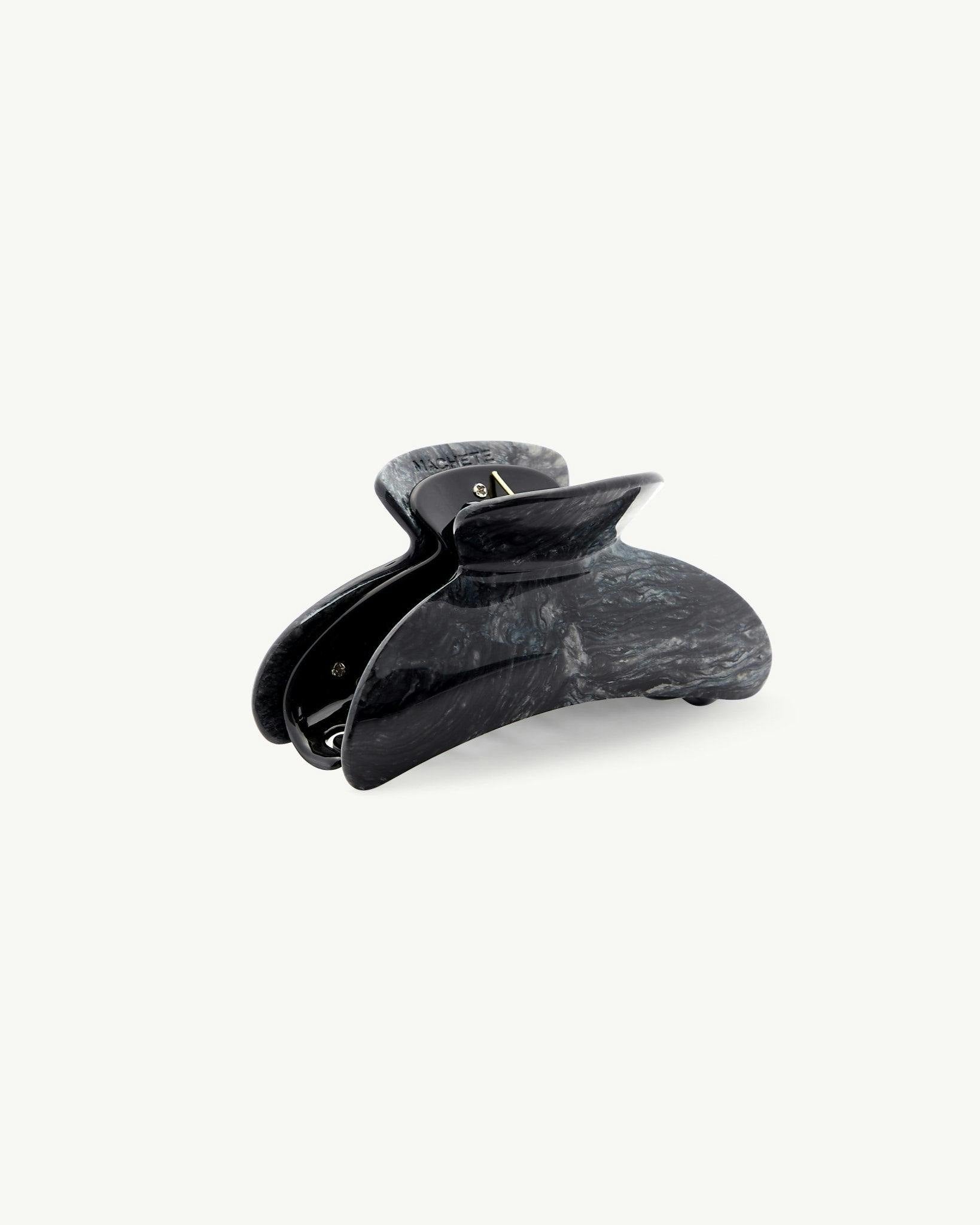 Grande Heirloom Claw in Obsidian - Image 7