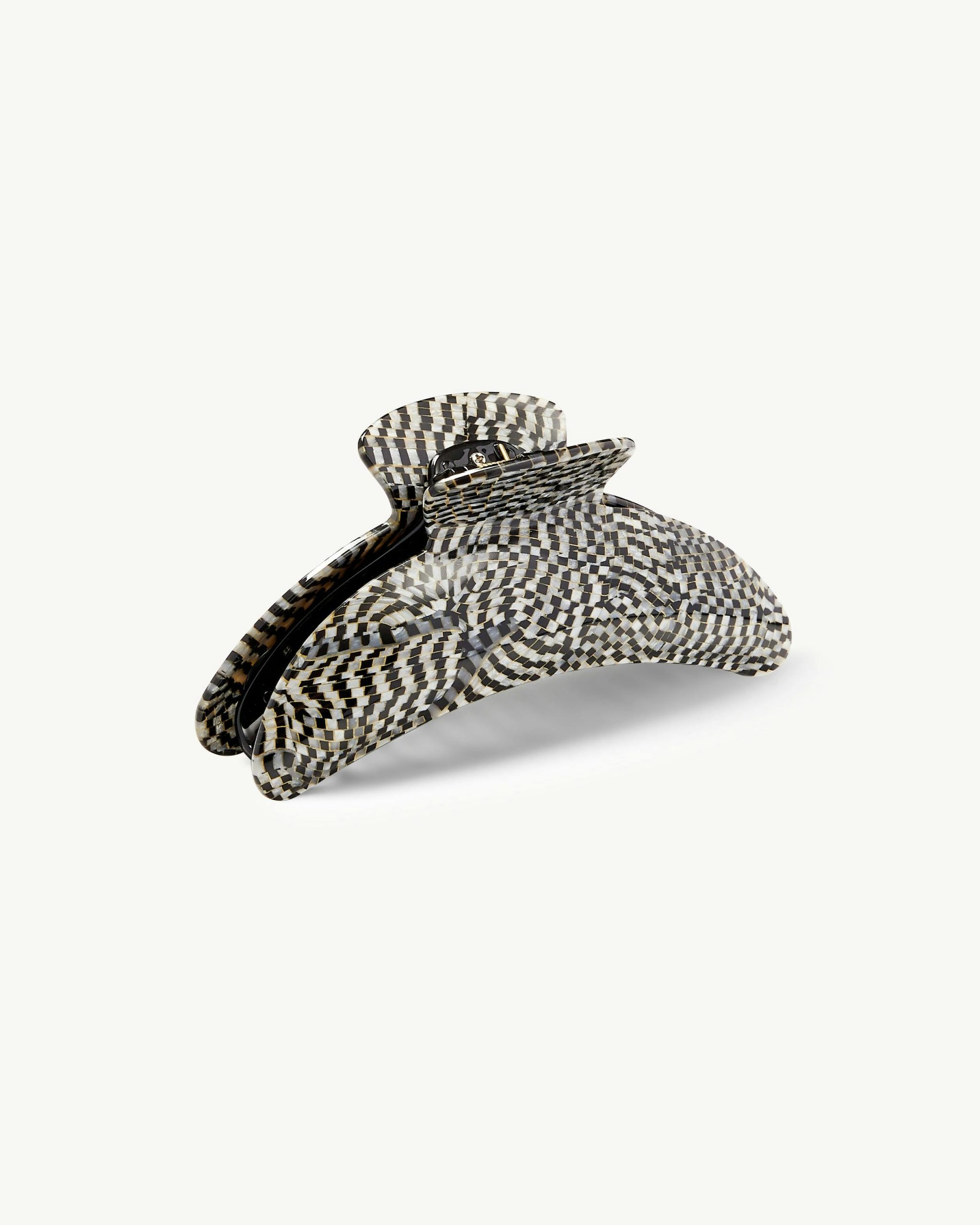Jumbo Heirloom Claw in Perle Noir - Image 5