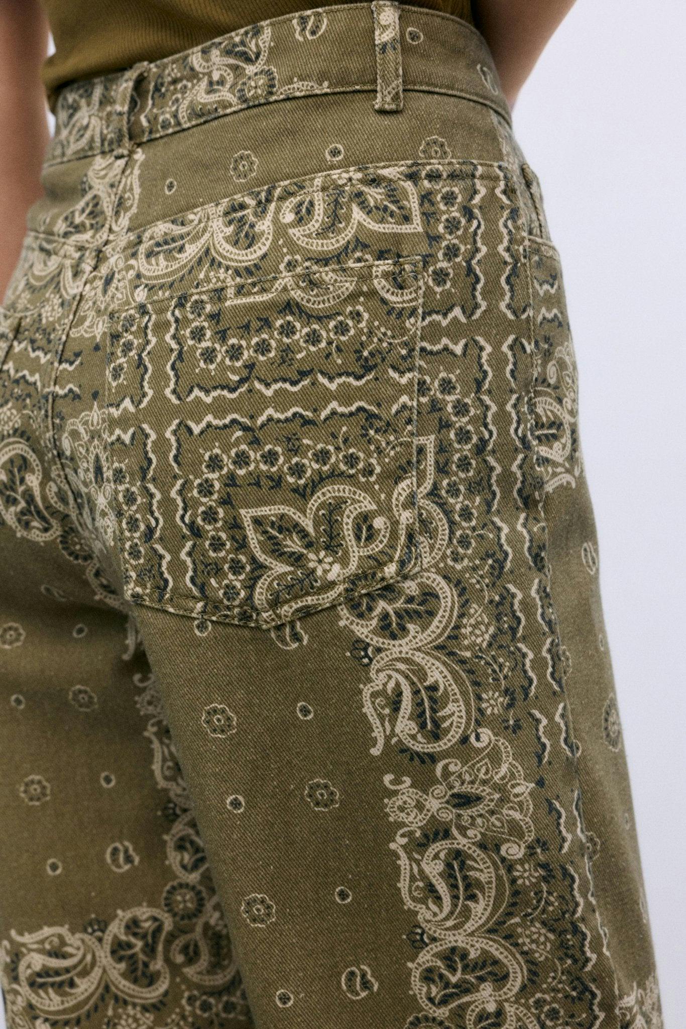 Waterlily Woman Pant Bandana Woman Print - Image 8
