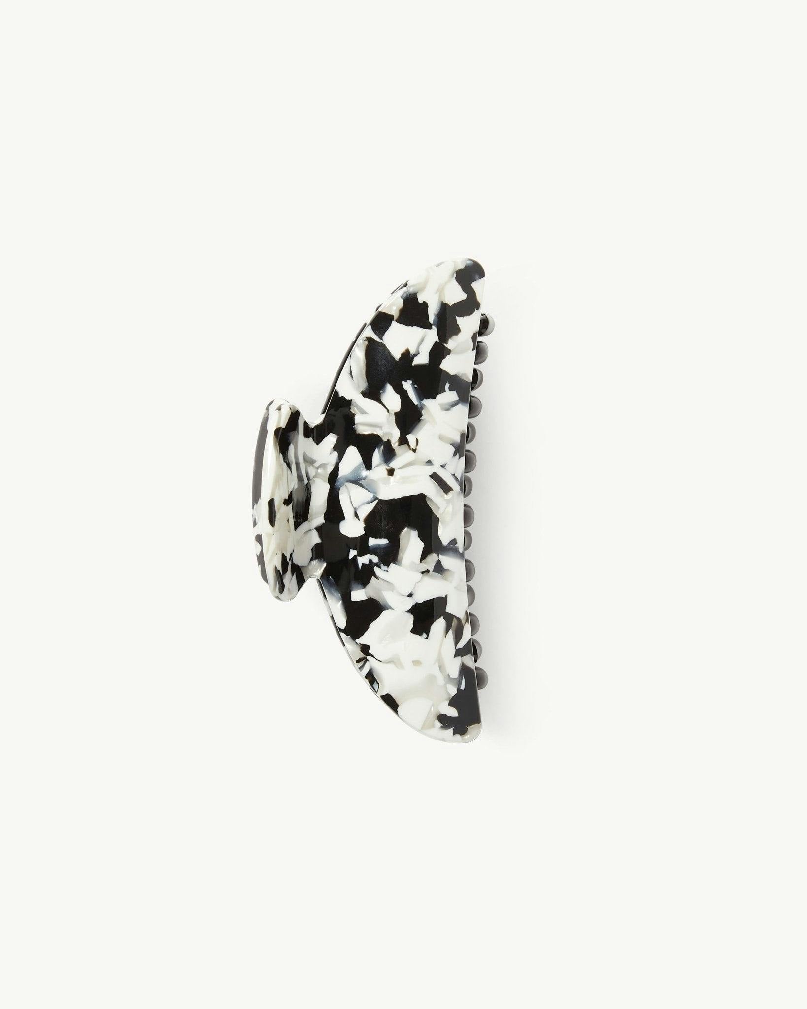 Midi Heirloom Claw in Noir - Image 3