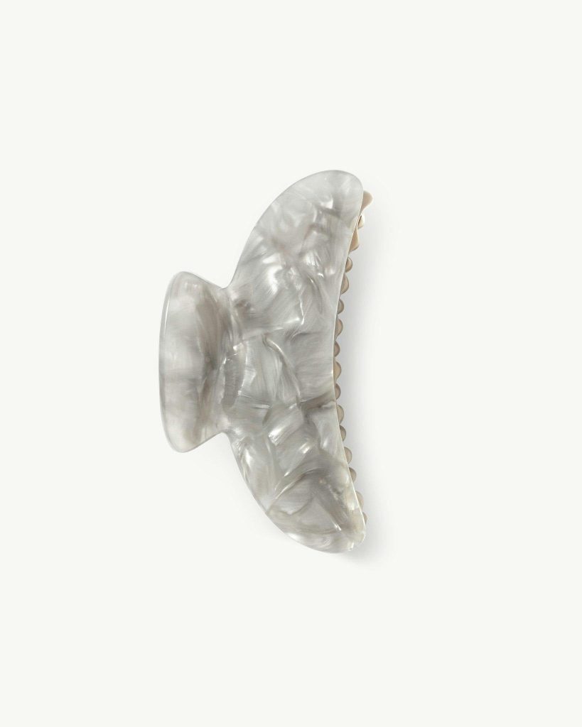Grande Heirloom Claw in Grey Shell