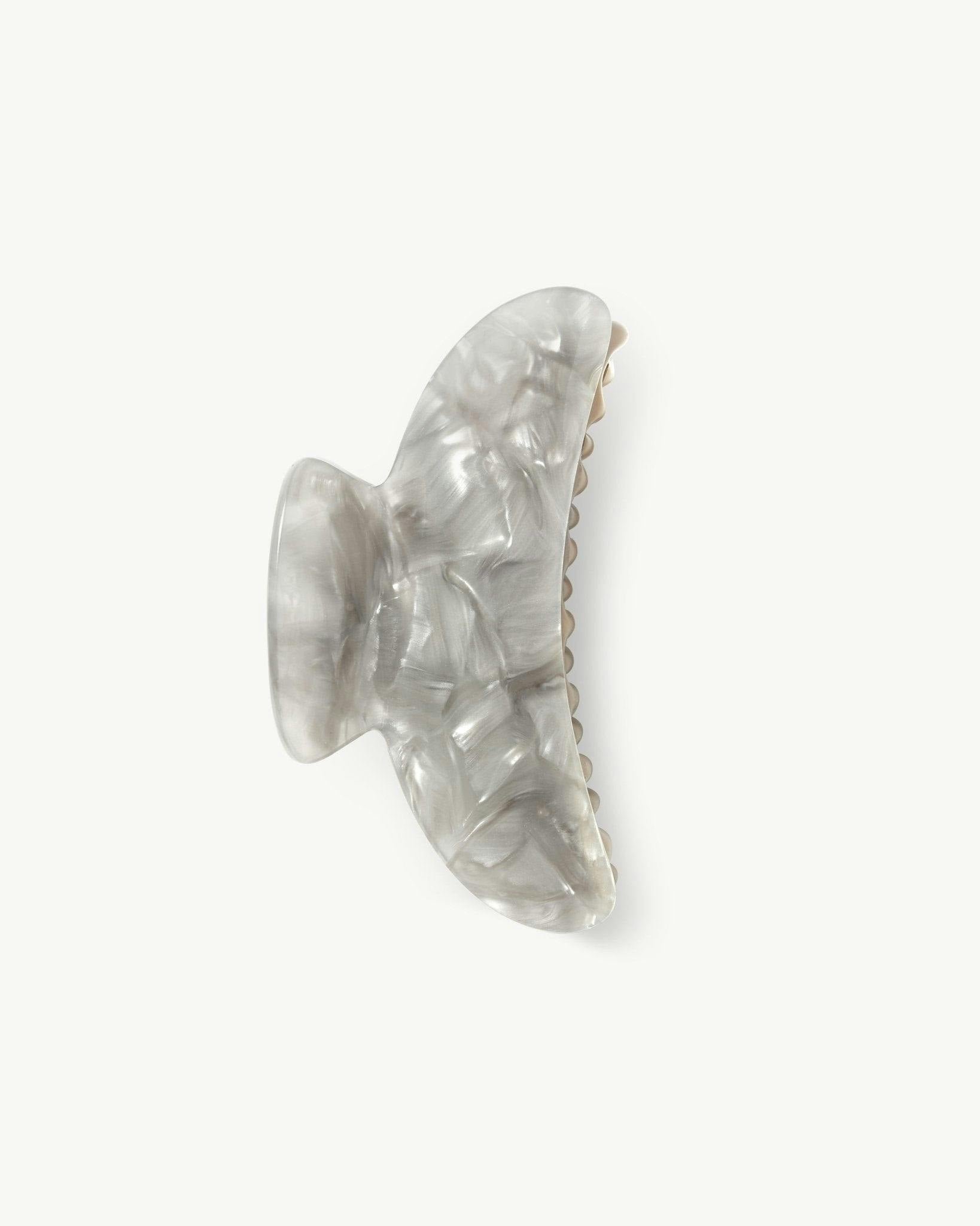Grande Heirloom Claw in Grey Shell - Image 5