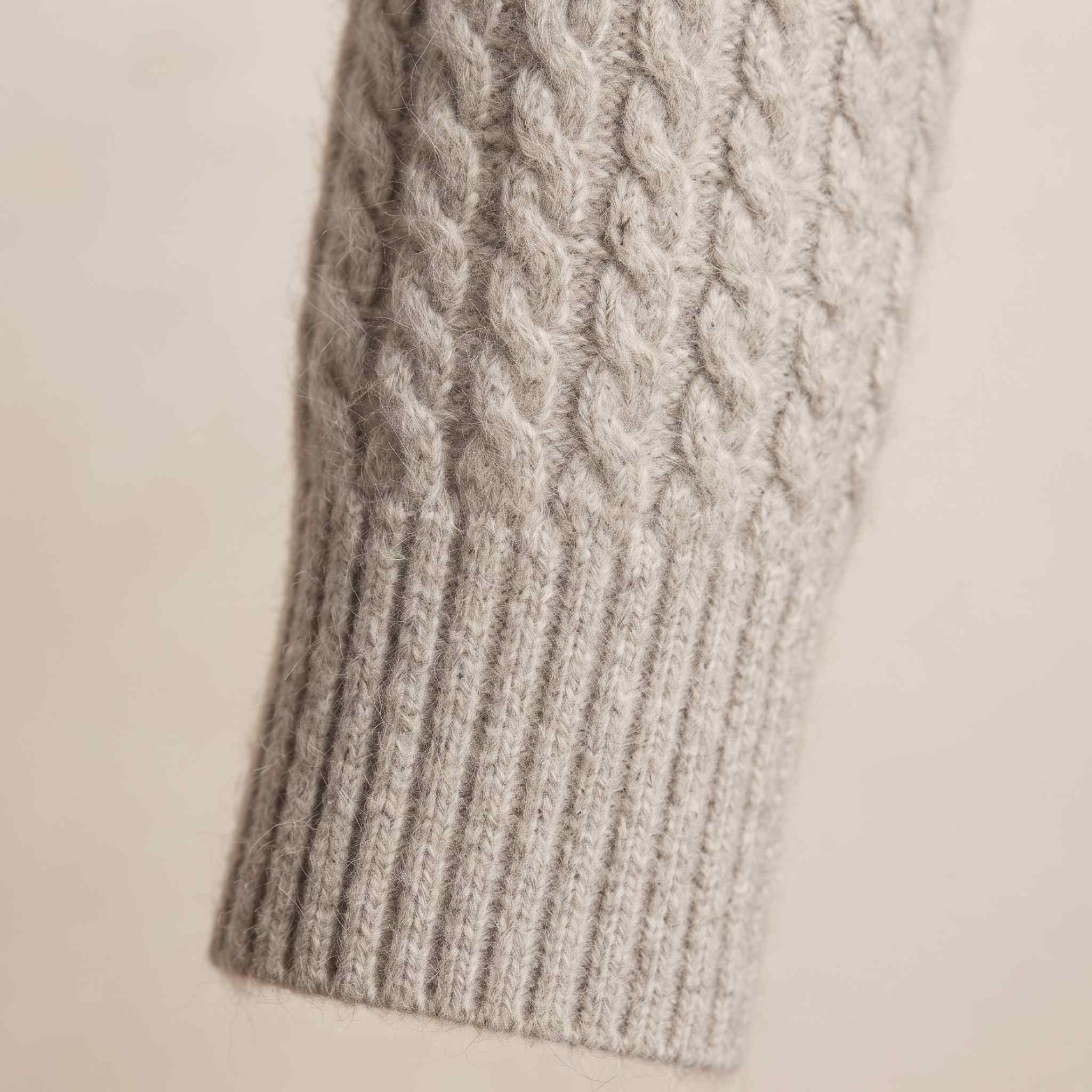 Women's Undyed Cashmere Cable-Knit Sweater - Grace - Image 5