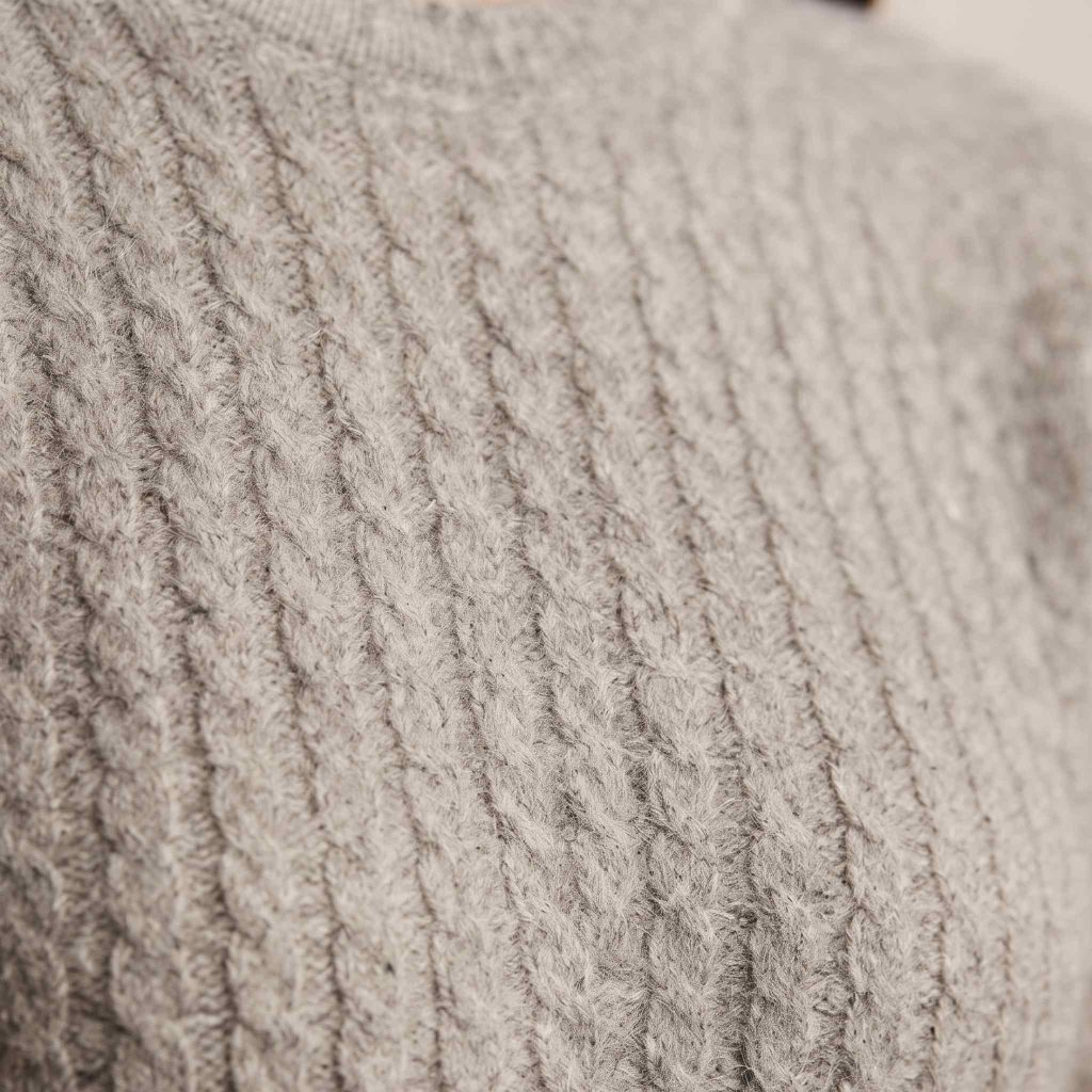 Women's Undyed Cashmere Cable-Knit Sweater - Grace