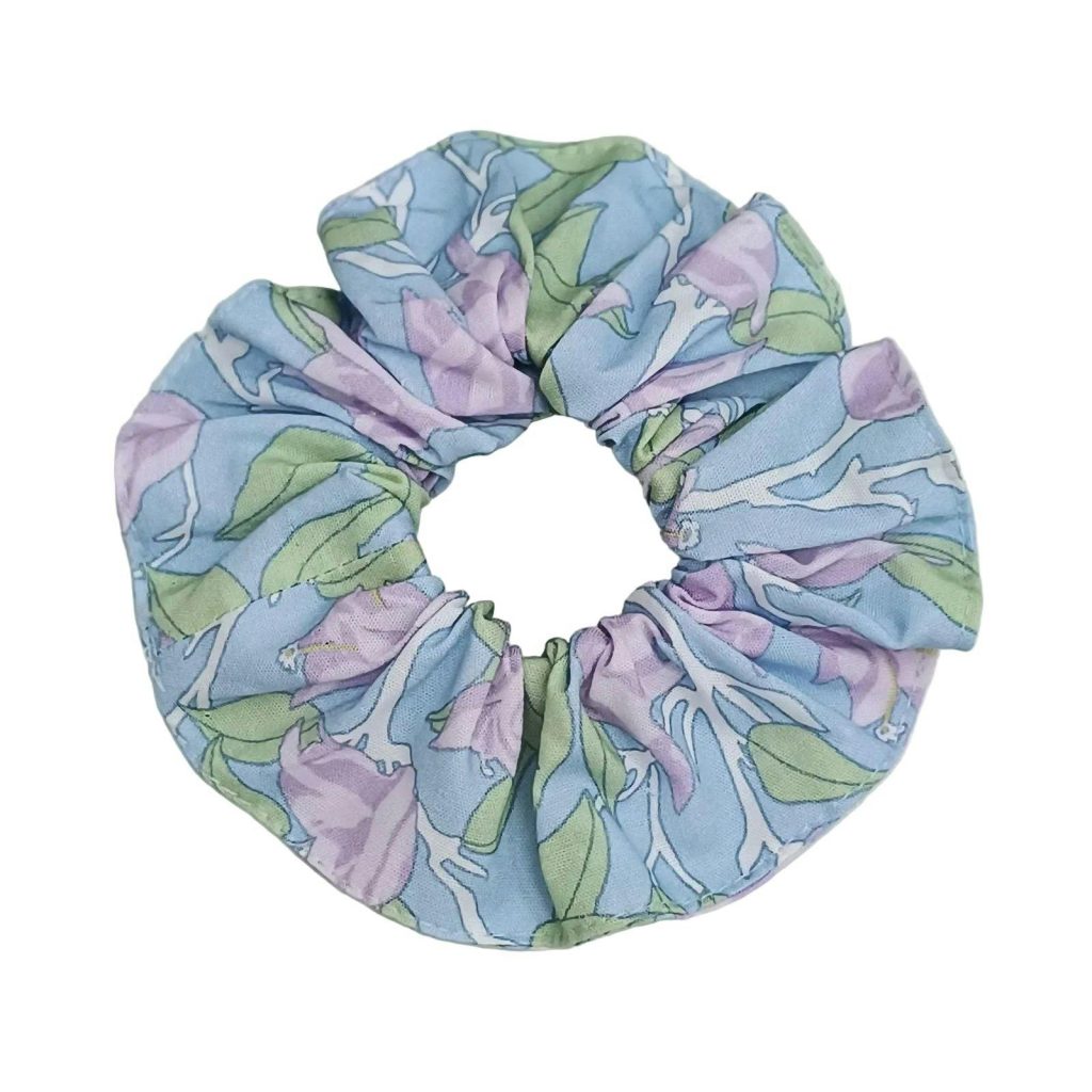 Scrunchie in Lavender Bougainvillea