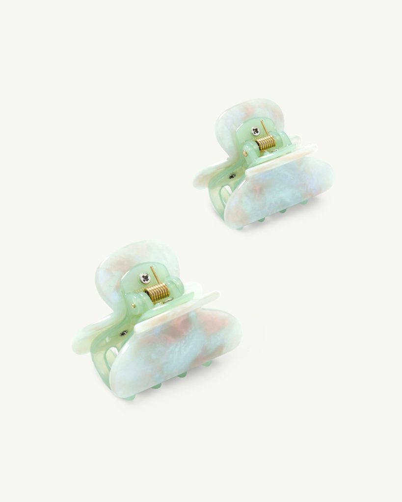 Twin Heirloom Claws in Astral Mint