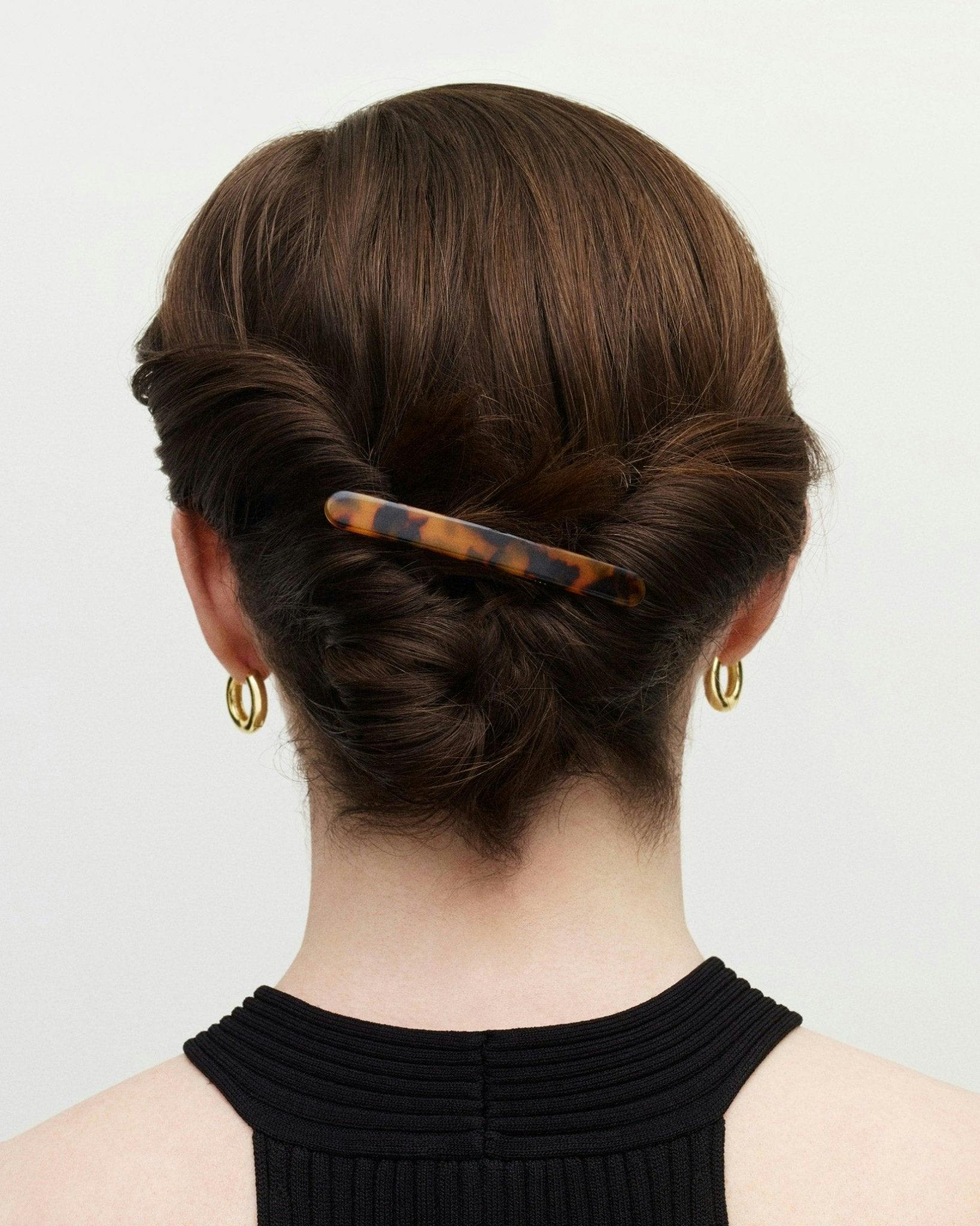 Midi Paris Barrette in Classic Tortoise - Image 4