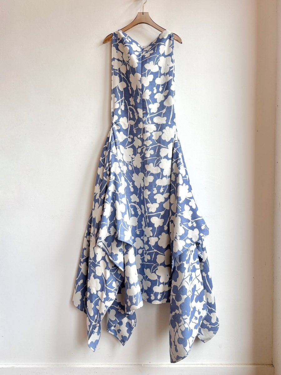 Zero-Waste White and Dusky Blue Floral Silhouette - Image 6
