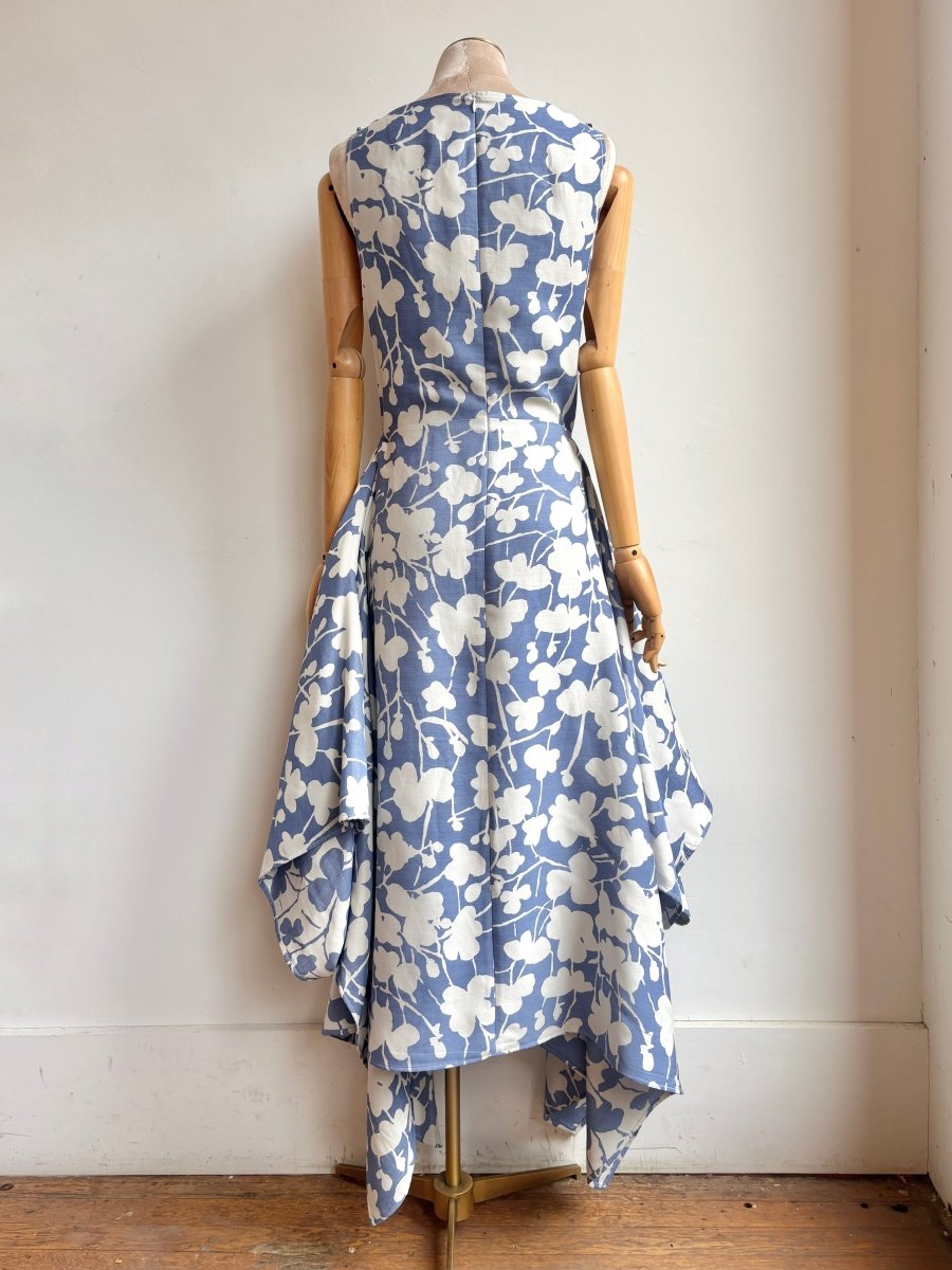 Zero-Waste White and Dusky Blue Floral Silhouette - Image 4