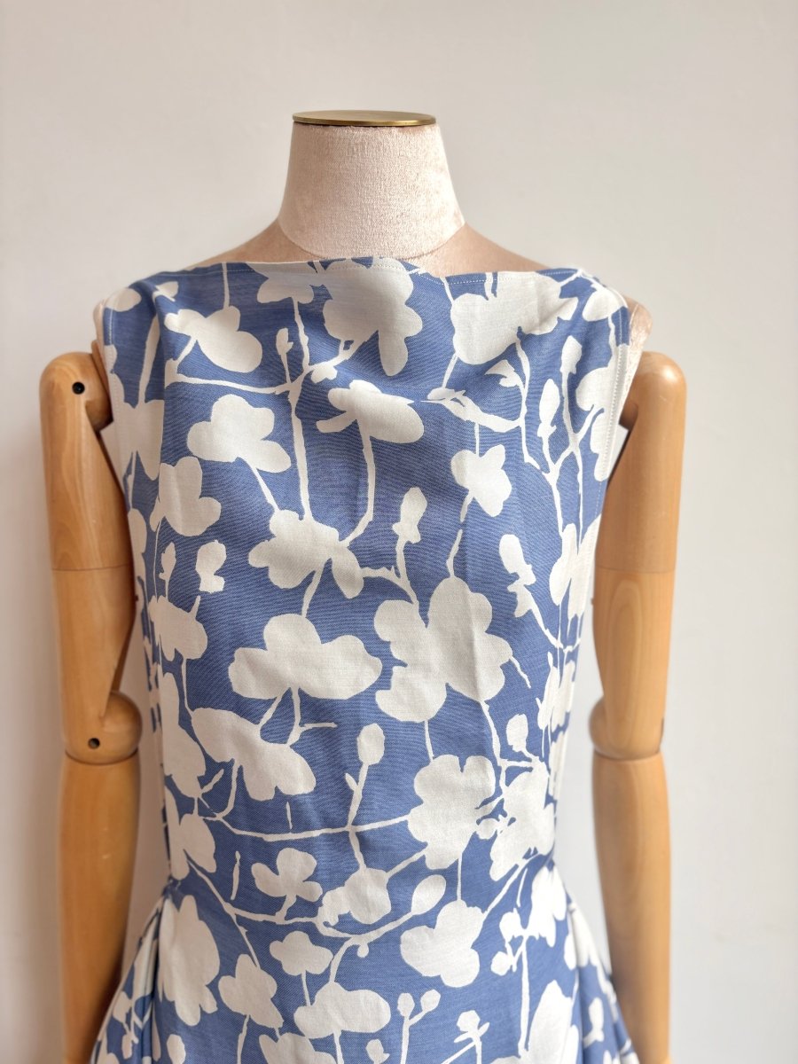 Zero-Waste White and Dusky Blue Floral Silhouette - Image 3