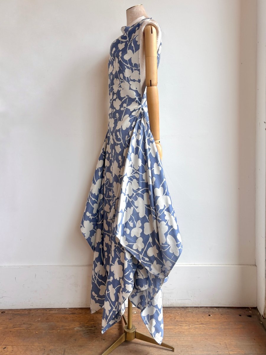 Zero-Waste White and Dusky Blue Floral Silhouette - Image 2