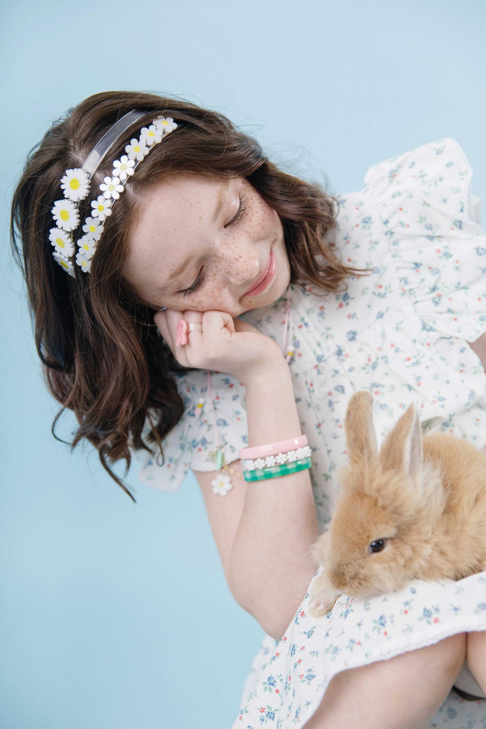 Daisies White Headband - SPR - Image 3