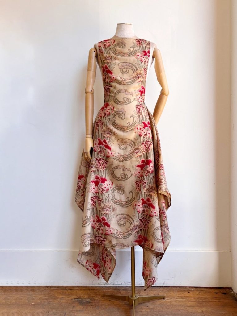 Zero-Waste Dress in Silk Art Nouveau Floral Print