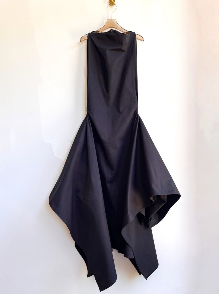 Zero-Waste Dress in Black Hemp-Cotton Canvas
