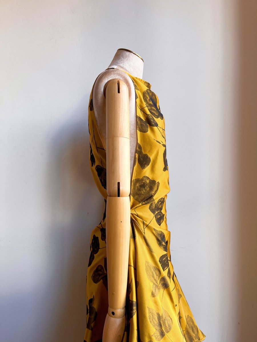 Zero-Waste Dress in Honey Gold and Black Rose Jacquard - Image 4