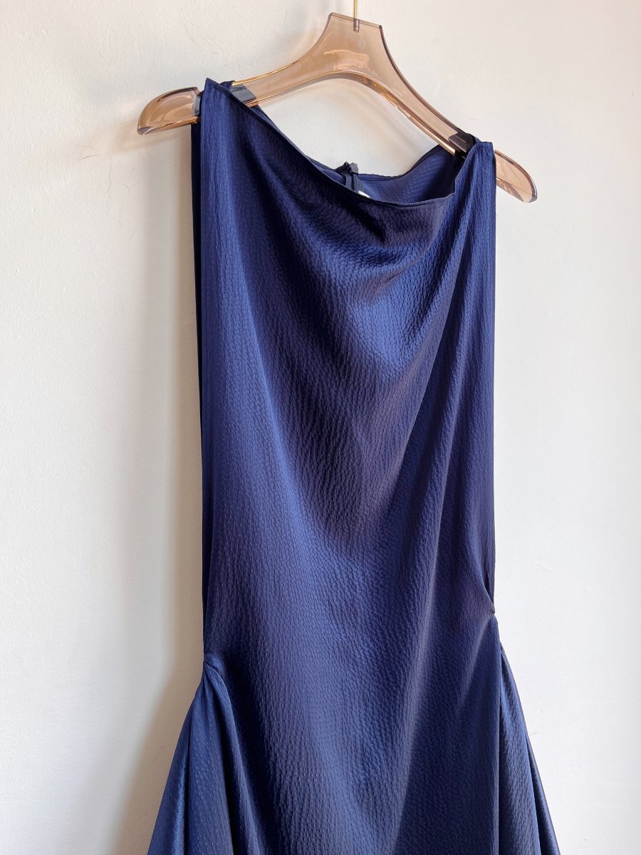 Zero-Waste Dress in Textured Navy Blue Silk Charmeuse - Image 5