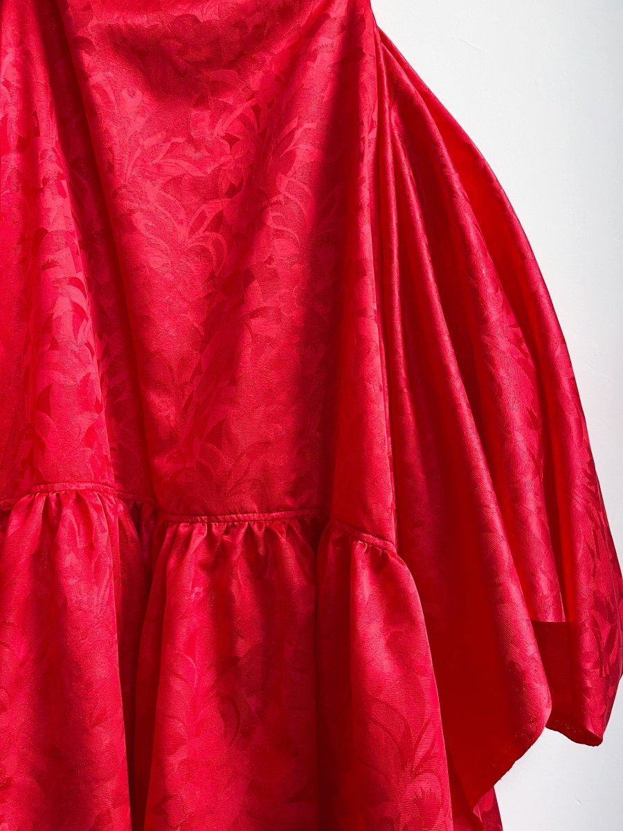 Zero-Waste Ruffle Dress in Red Floral Silk Jacquard - Image 6