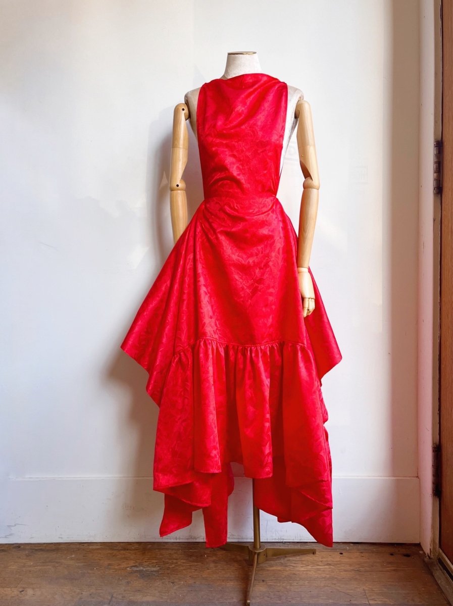 Zero-Waste Ruffle Dress in Red Floral Silk Jacquard