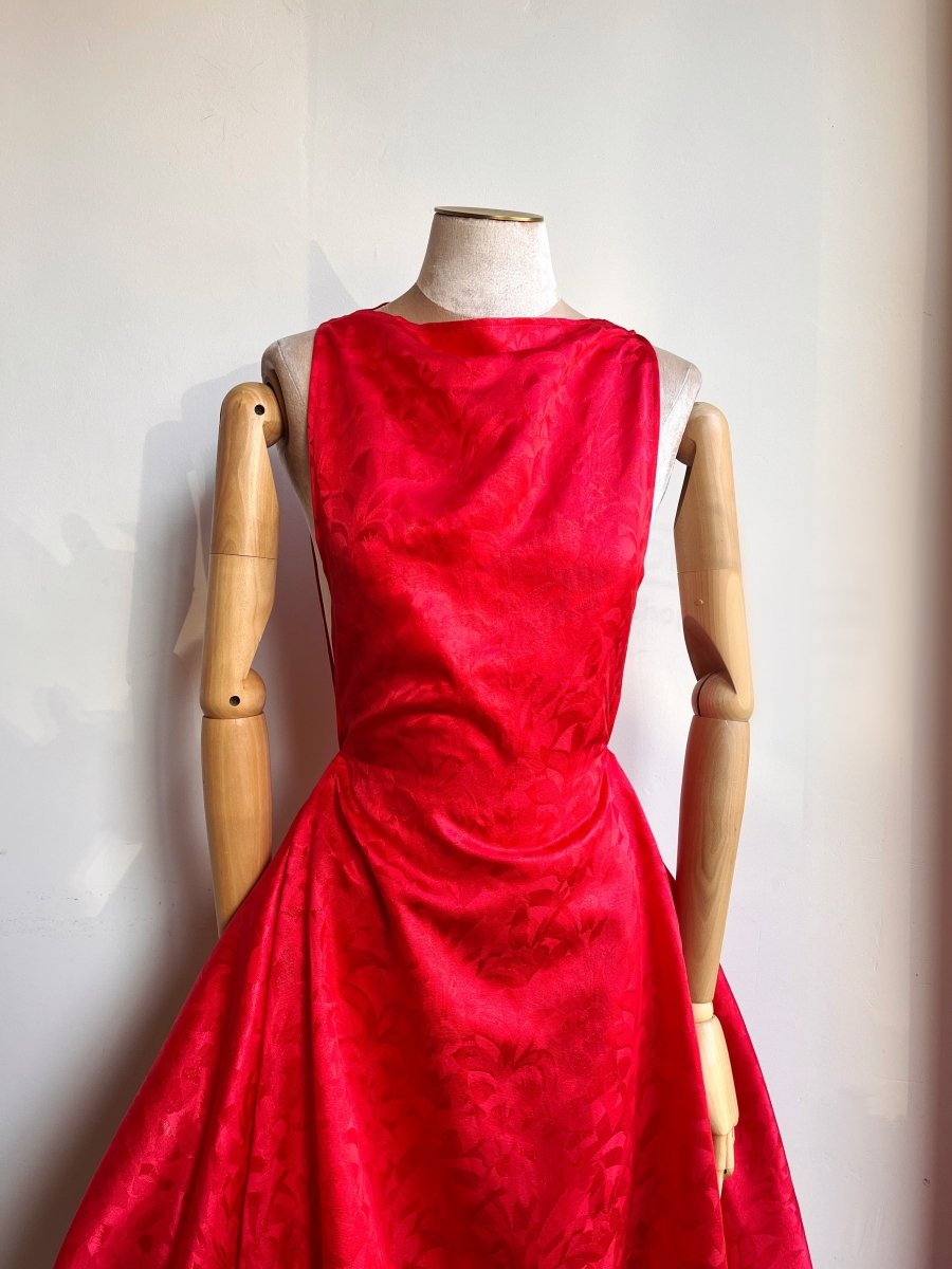 Zero-Waste Ruffle Dress in Red Floral Silk Jacquard - Image 3