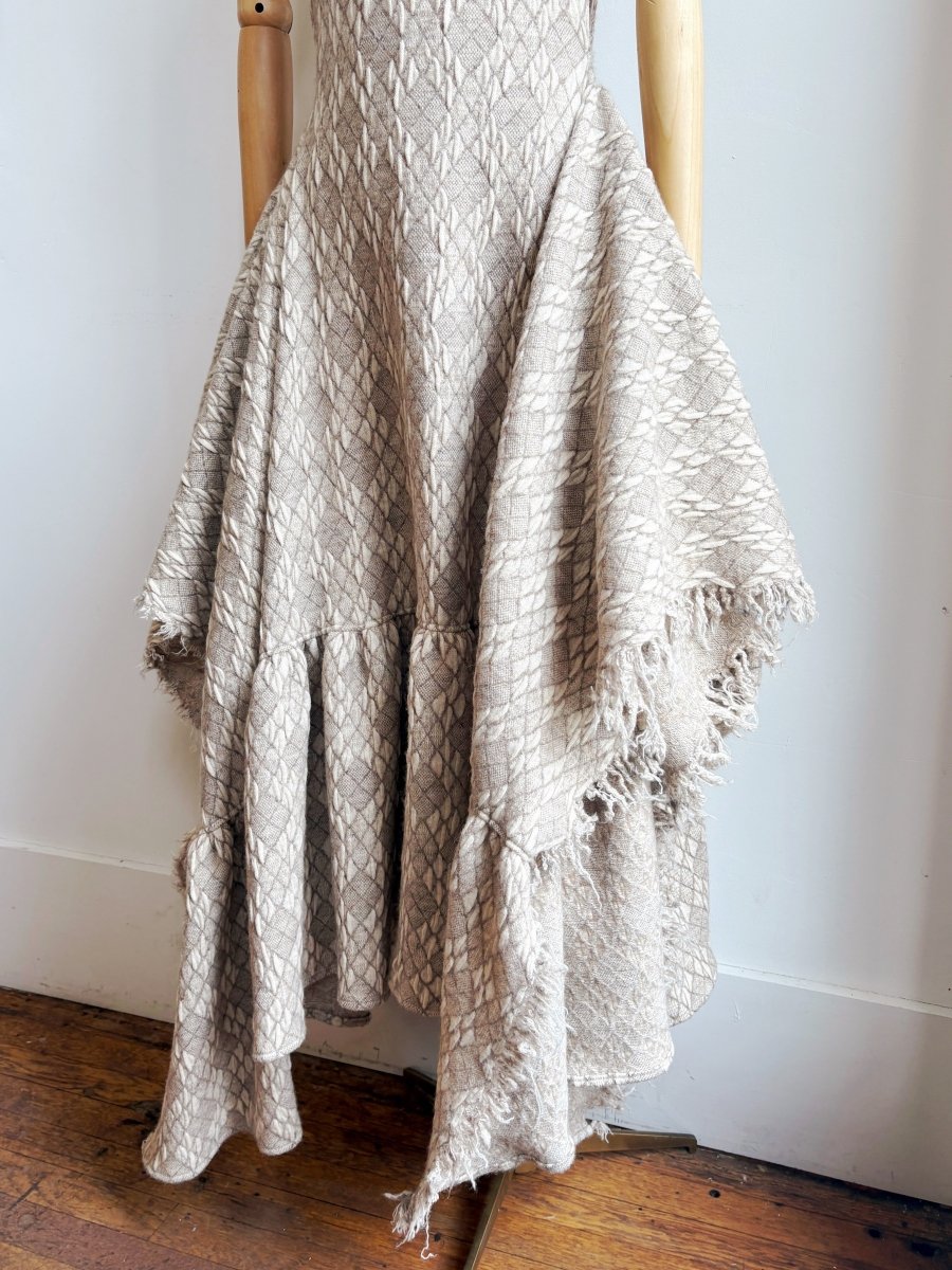 Zero Waste Ruffle Dress in Cream Textured Diamond Weave Print - Image 4